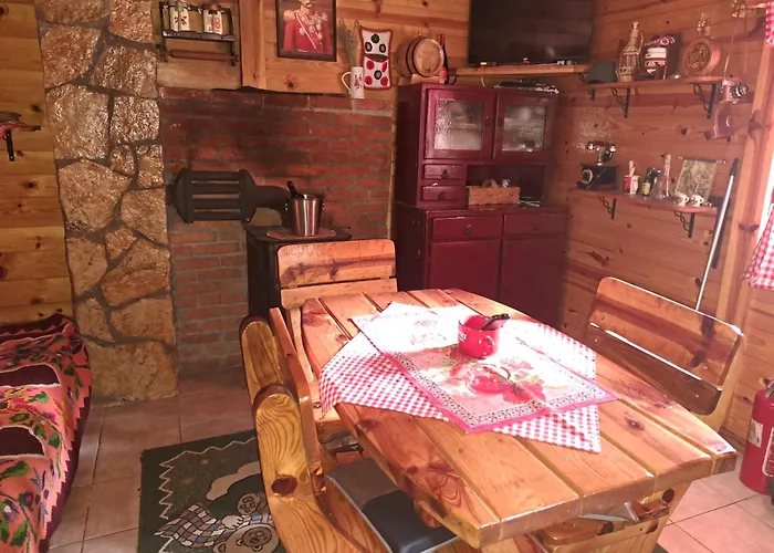 Koljeba Ikica I Makica Сasa de vacaciones Bajina Basta